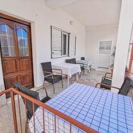 Apartments Patrick Baška Voda Exterior foto